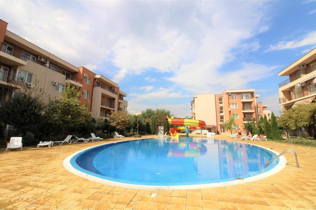 Holiday-Orchid Menada Apartments ساني بيتش المظهر الخارجي الصورة