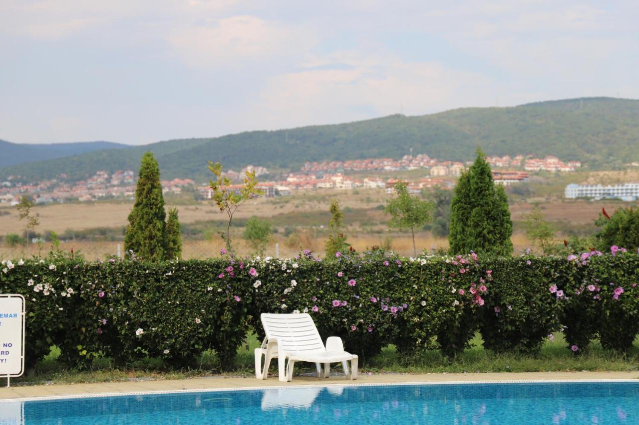 Holiday-Orchid Menada Apartments ساني بيتش المظهر الخارجي الصورة
